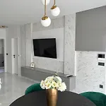 Appartement Adrian I Mia *