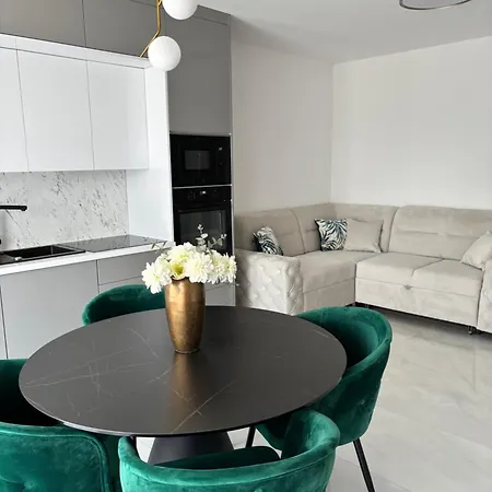 Apartamento Adrian I Mia *